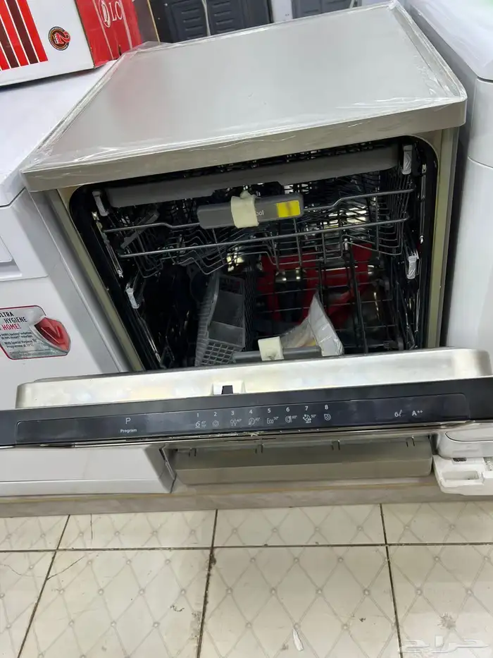 غسالة صحون ممتازه 8