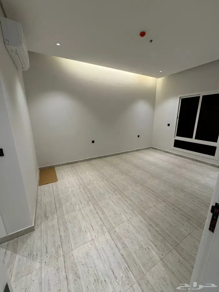 للإيجار شقة جديدة شمال الرياض بالمطبخ وكامل الأجهزة 10