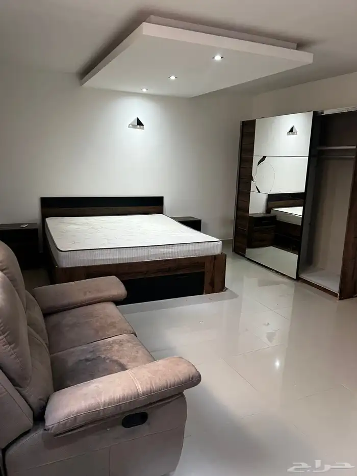 complete furniture in a very good state 0