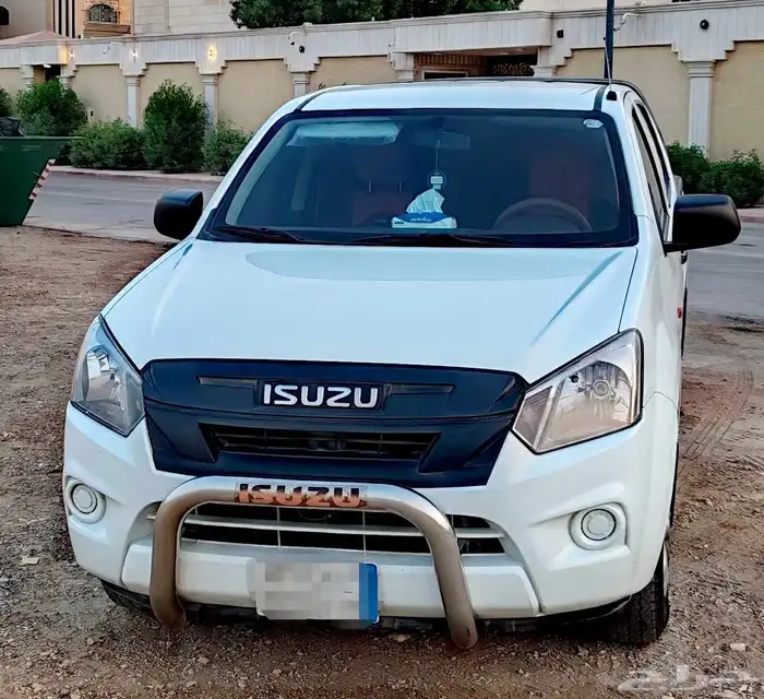 ايسوزو ديماكس غمارتين موديل 2023 10