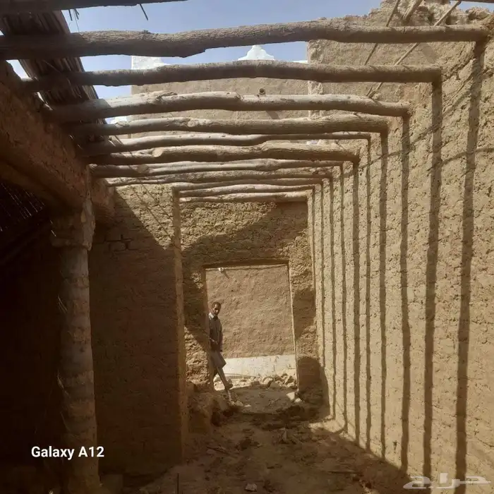 ترميم البيوت الطين وبنا 2