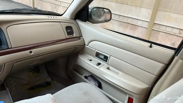 فورد كراون فكتوريا 2011 13