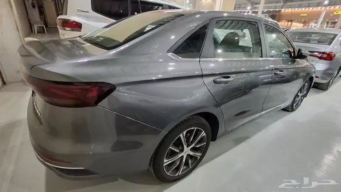 جيلي امجراند 2023 GK مستعملة مفحوصة 2