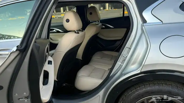 انفينتي Q30 10