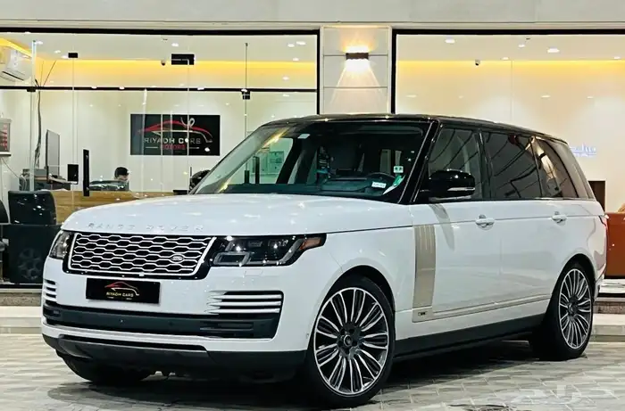رنج روفر 2020 V8 لاونق ( بحالة ممتازة ) 1