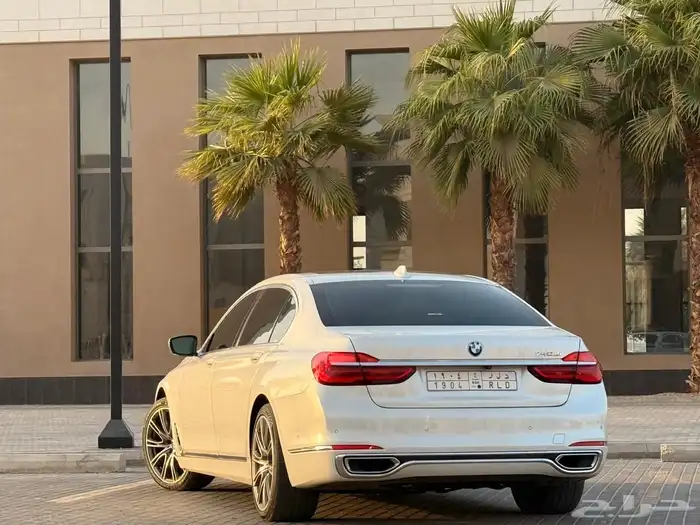 بي ام دبليو 740Li 2016 9