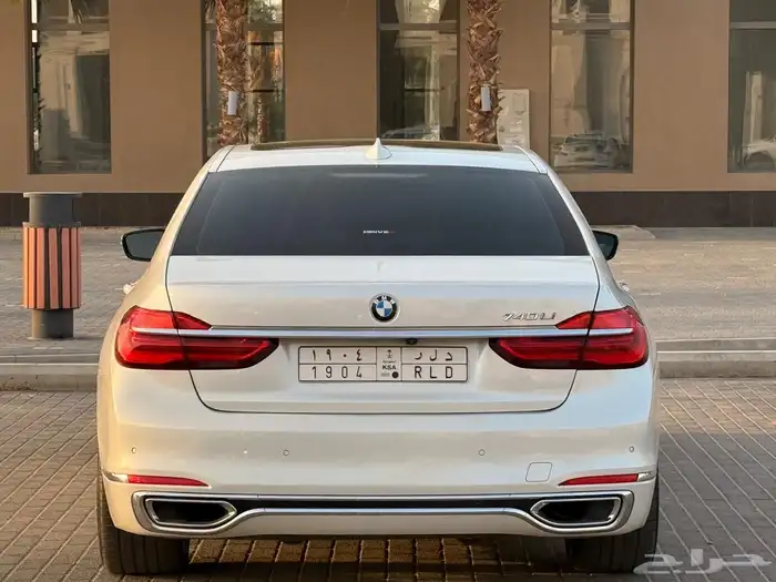 بي ام دبليو 740Li 2016 14