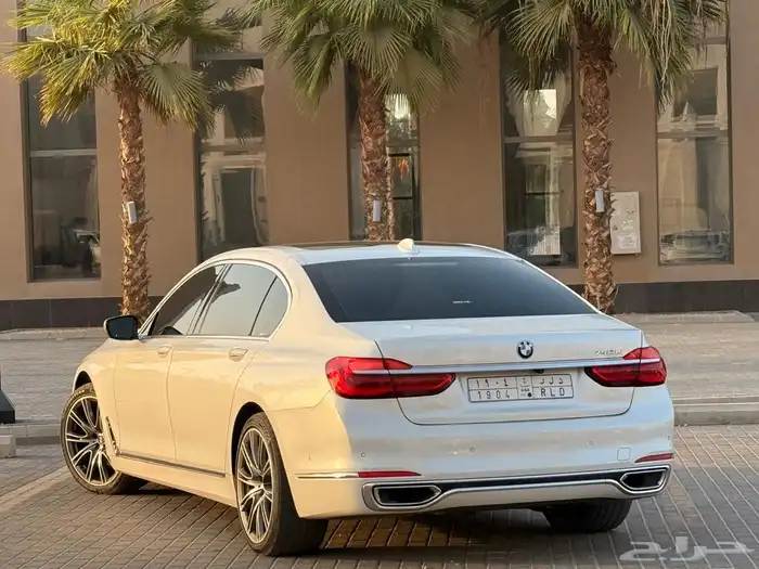 بي ام دبليو 740Li 2016 8
