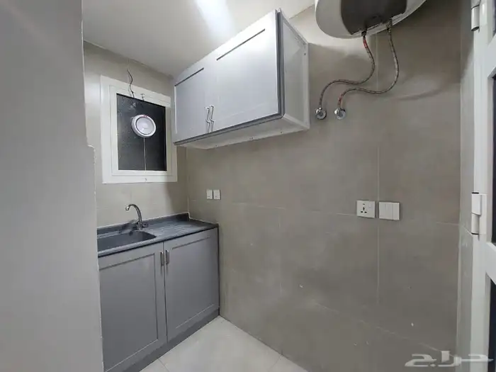 غرف وشقق عازبات وعوائل صغيرة جديدة فاخره للإيجار بالدمام 13