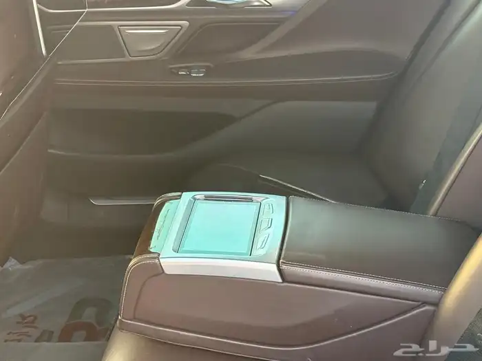 بي ام دبليو 740Li 2016 31