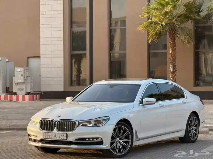 بي ام دبليو 740Li 2016 0