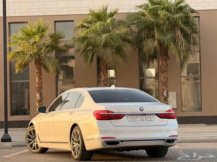 بي ام دبليو 740Li 2016 10