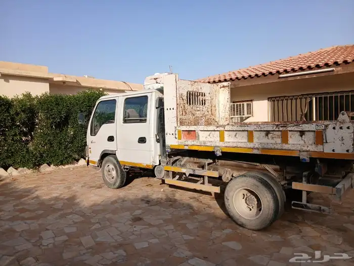 دينه جاك قلاب م 2013 نظيف للبيع 1