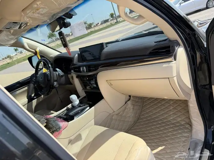 جيب لكزس 2020فل كامل ADسعودي بروجكتر المعروفه لهذي الفئه 18