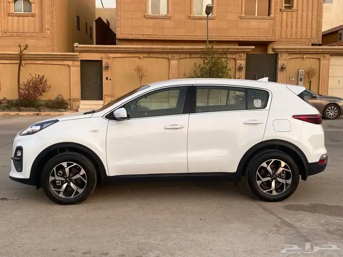كيا سبورتاج نص فل 2022 2.0CC وكالة 4