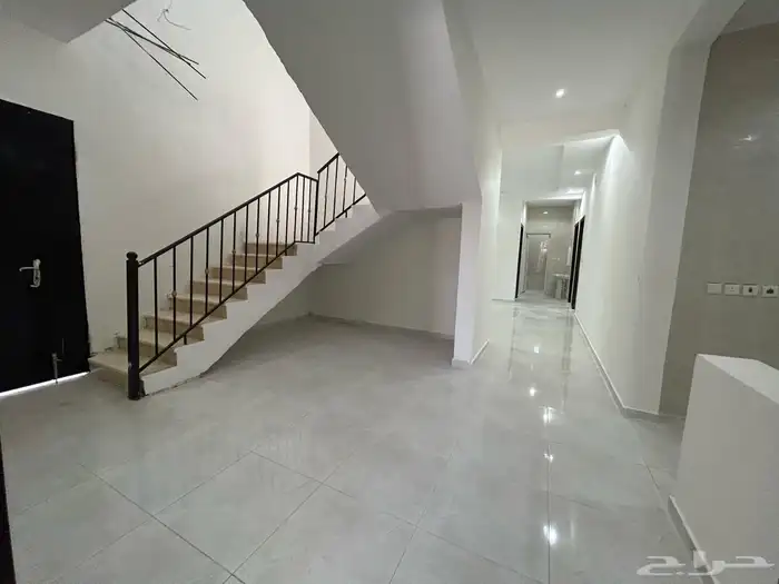 فرصة بيع فيلا برأس المال 930.000 بيع كاش 4