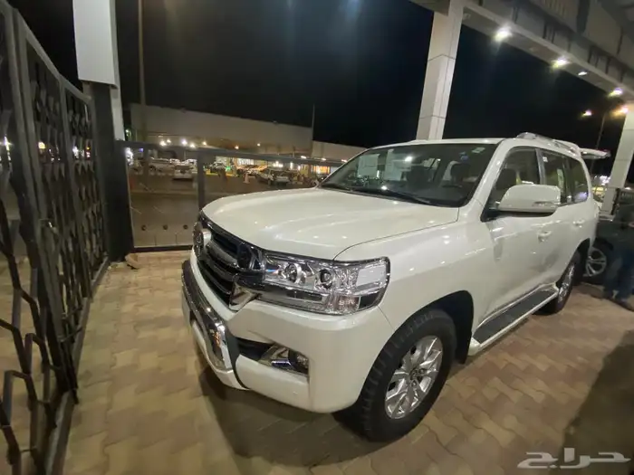 للبيع لاندكروزر 2020 ديزل نظيف 0