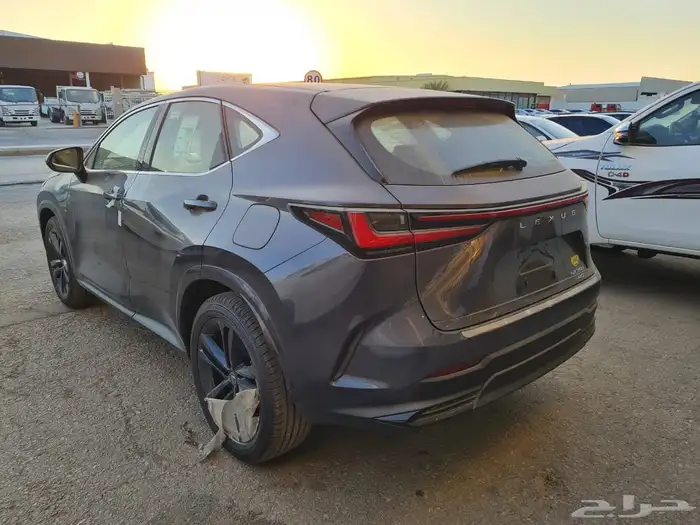 لكزس NX350 AA 2026 11