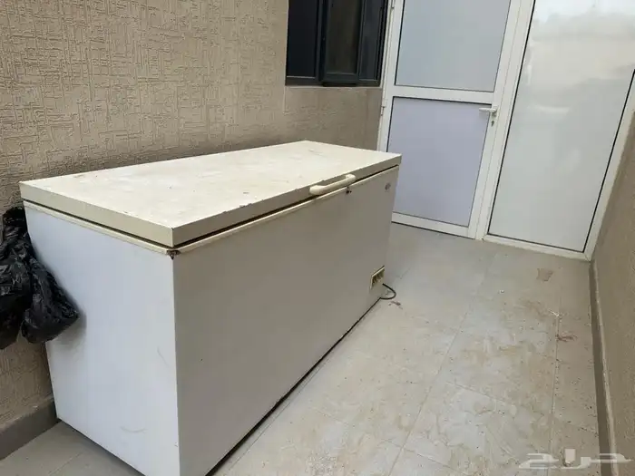 للبيع كراسي وفريزن 2
