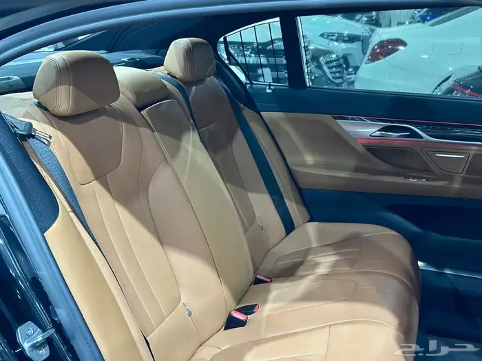 بي ام 740Li موديل 2019 13