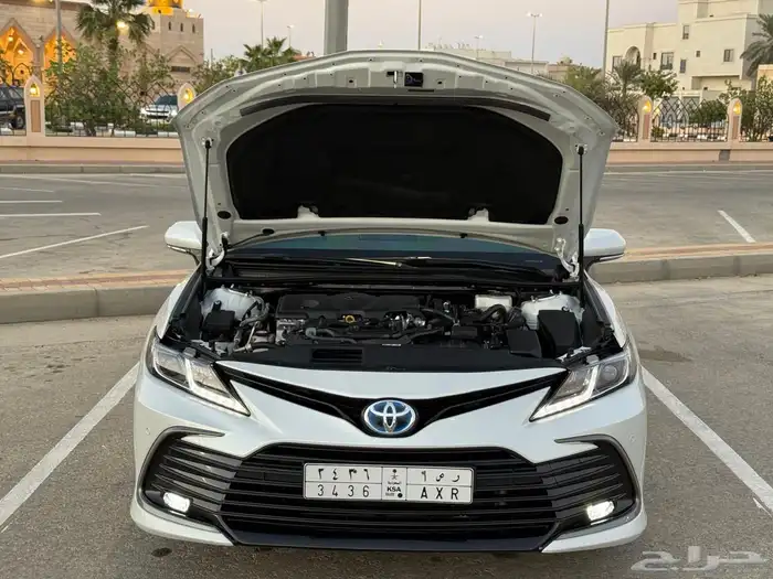 تويوتا كامري فل GLE 2023 18