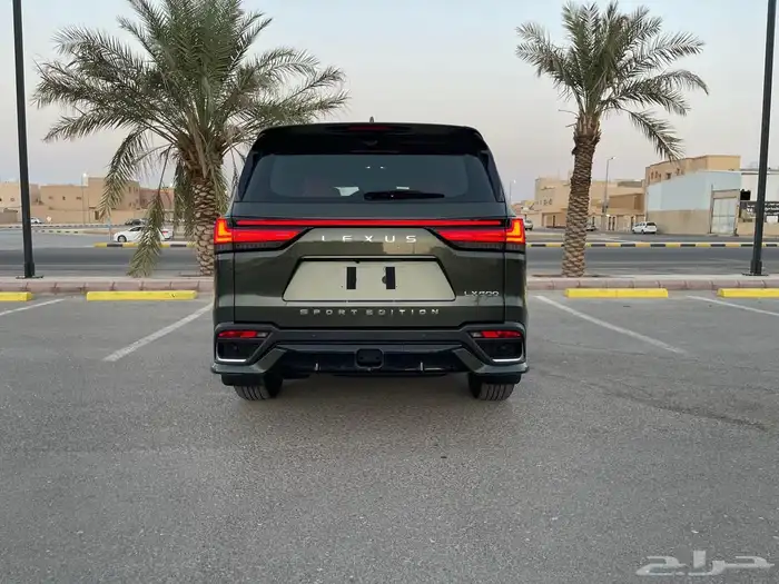 لكزس LX600 اف سبورت بريمي الموديل  2025 2