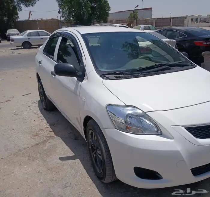 تايوتا يارس 2012 تشليح قطع غيار فقط 0