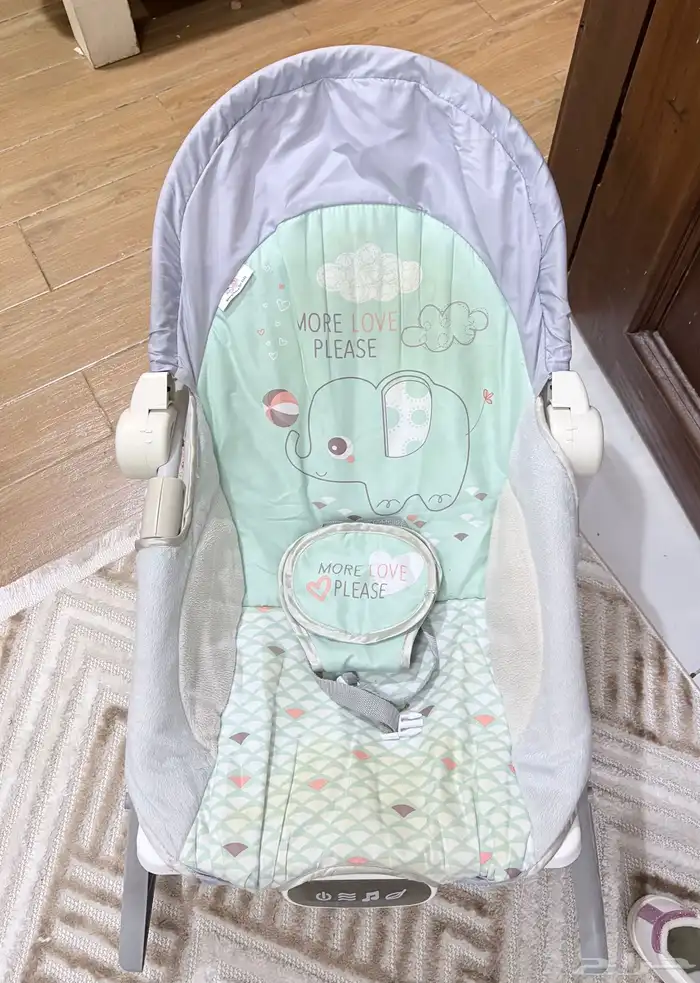 عربة اطفال و كرسي هزاز 1