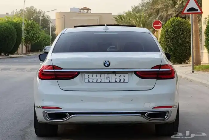 BMW فل كامل i730 مواصفات740 11