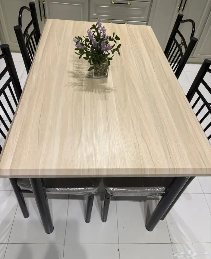 طاولة مطبخ للبيع 0