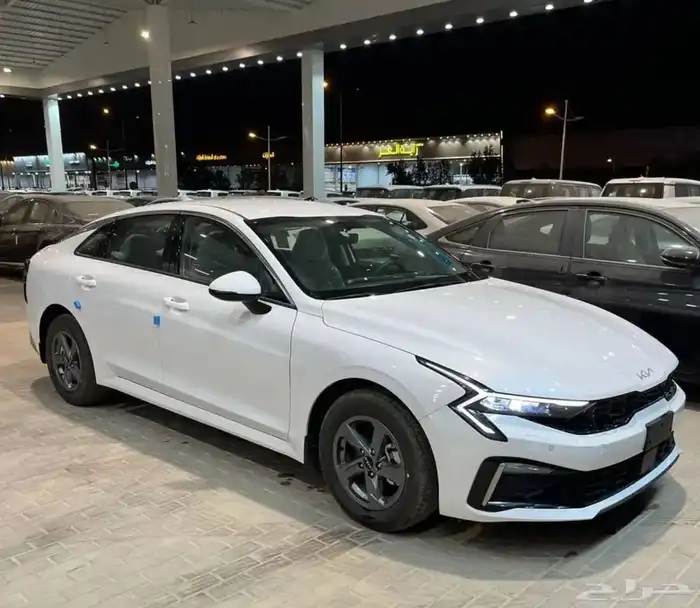 كيا K5 نص فل   ستاندر مطور 2026 (مبيعات النقد والتقسيط) 2