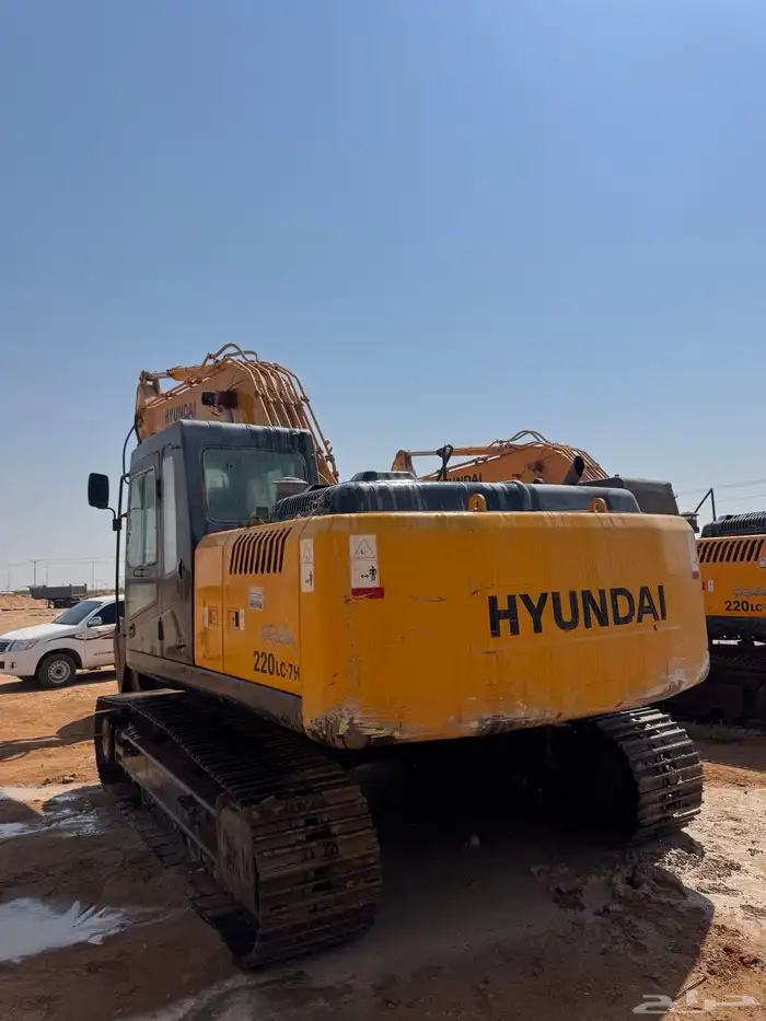 للبيع بوكلين هونداي 220Lc-7H 3