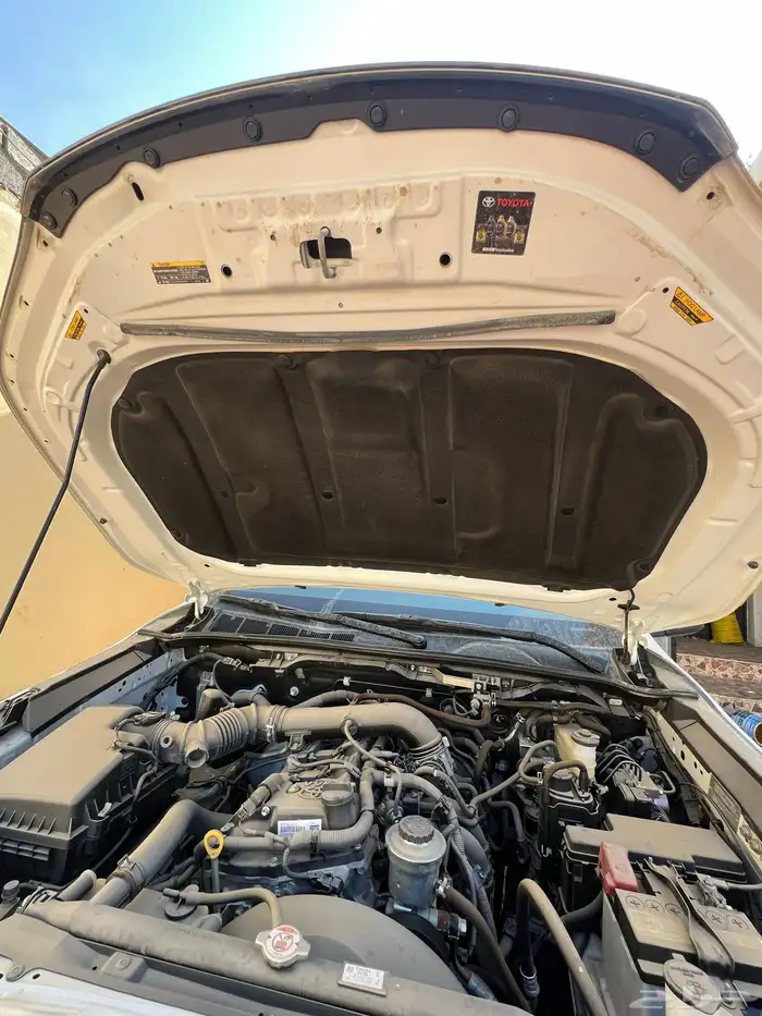 هايلوكس غمارتين GLX2 الفل سعودي مديل 2022 مخزن 3