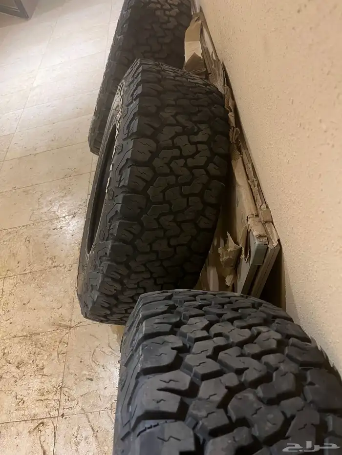 للبيع كفرات حجرية مع الجنوط 6