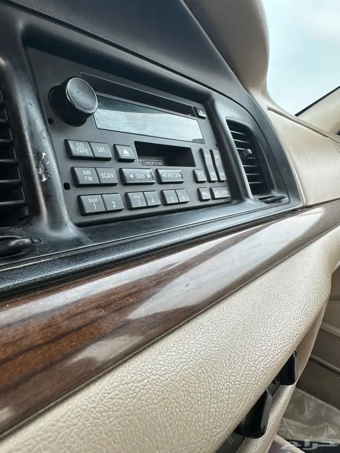 فورد كراون فاكتوريا 2011 13