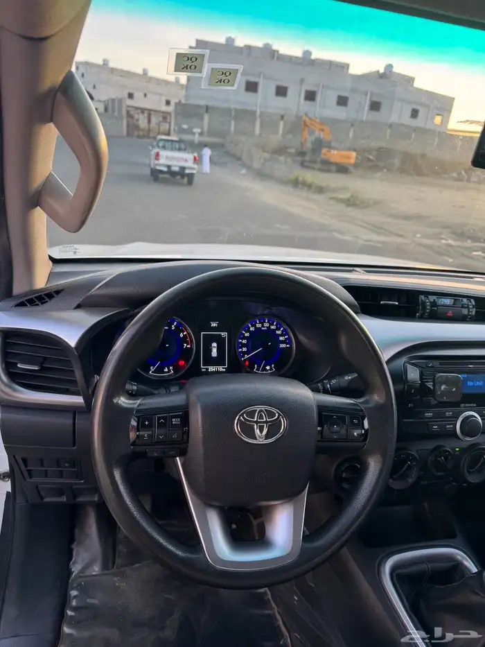 هايلكس 2016 فل تم البيع 10