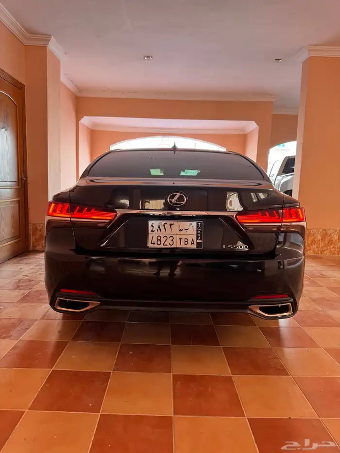 لكزس LS 500 2018 فل 12