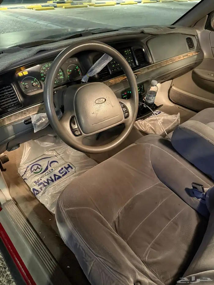 فورد فكتوريا 1998 8