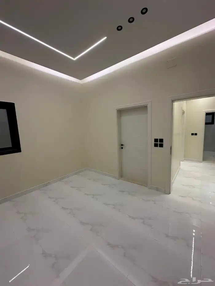 شقة للايجار العزيزية 3