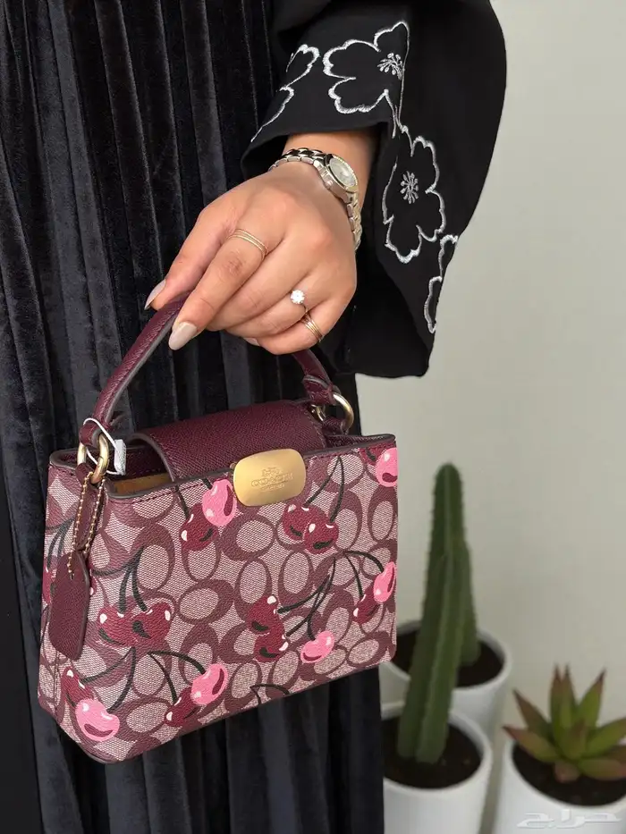 شنط كوتش شنط نسائيه شامل التوصيل ودفع عند الاستلام 16