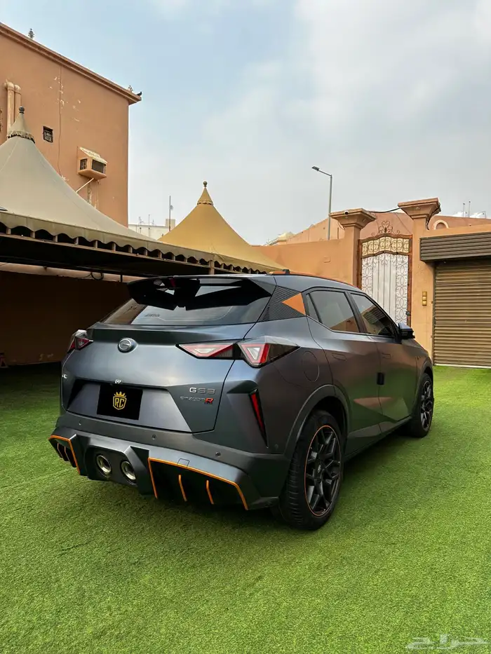 امزوم فل كامل 2024 GAC Emzom R 8