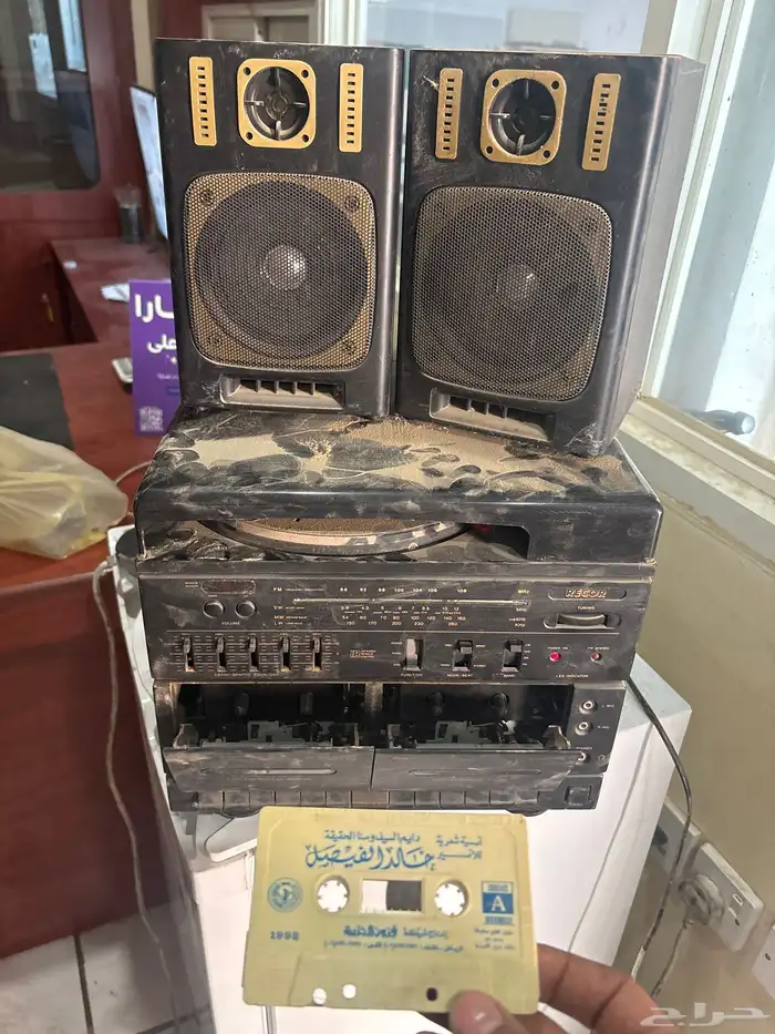 للبيع مسجل تراثي وشريط خالد الفيصل انتاج 92 0