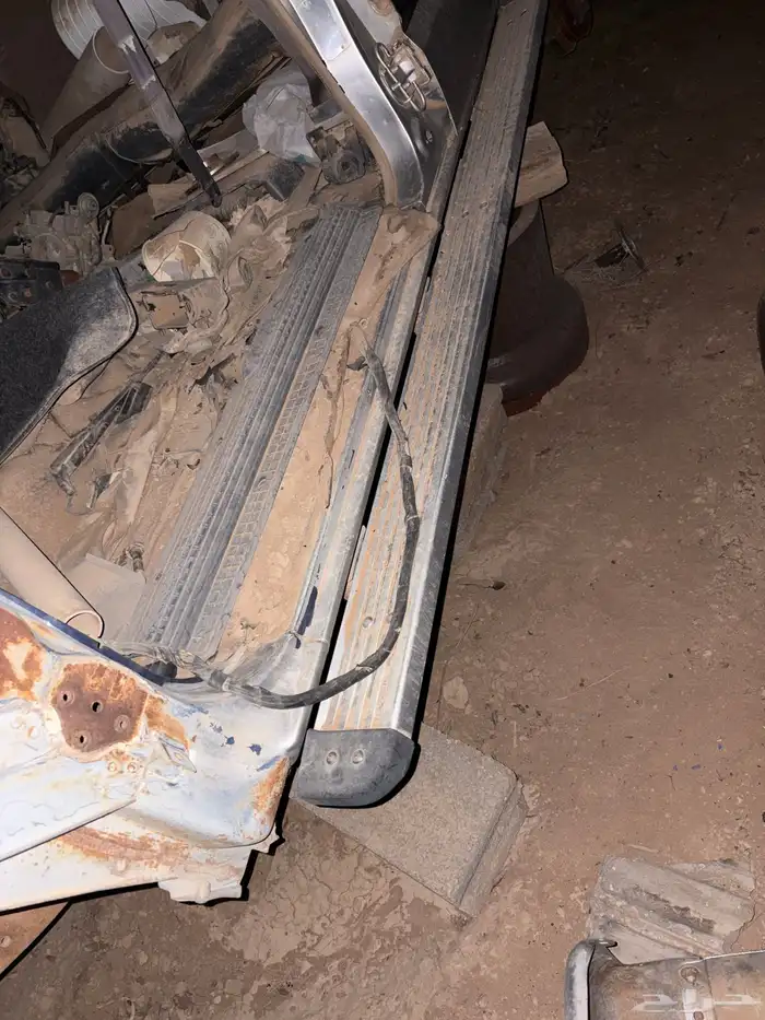 للبيع دود الدركسون باترول 91 و رفرف أربعة و علبة بنزين 2