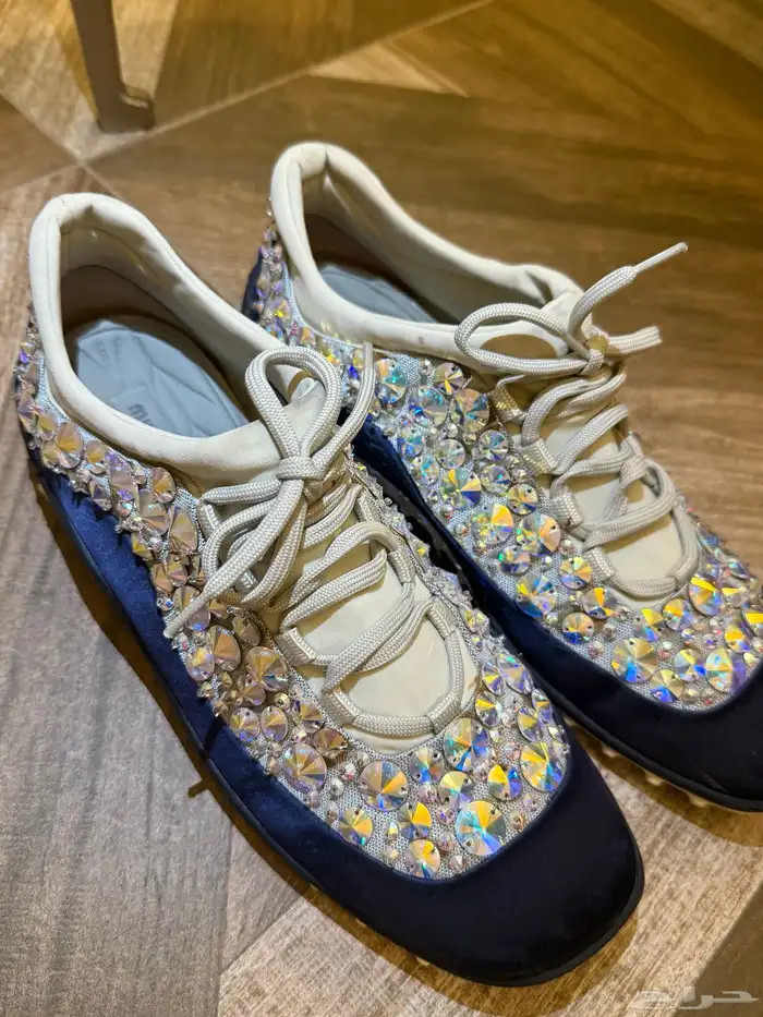 Miu Miu Pre-Owned سنيكر  أسترو 0