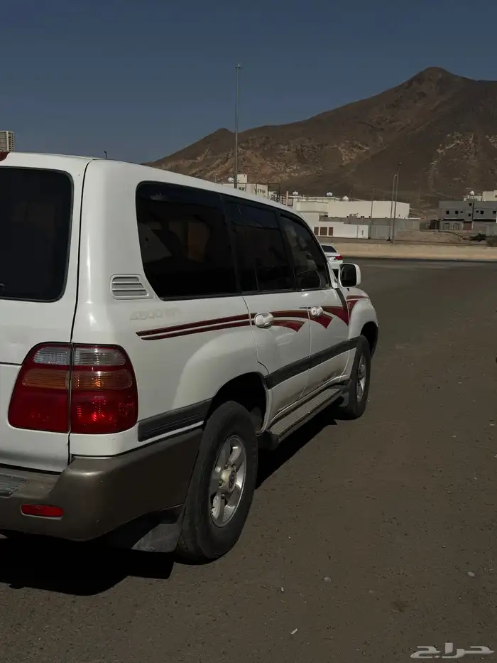 جيب تويوتا صالون موديل 99 3