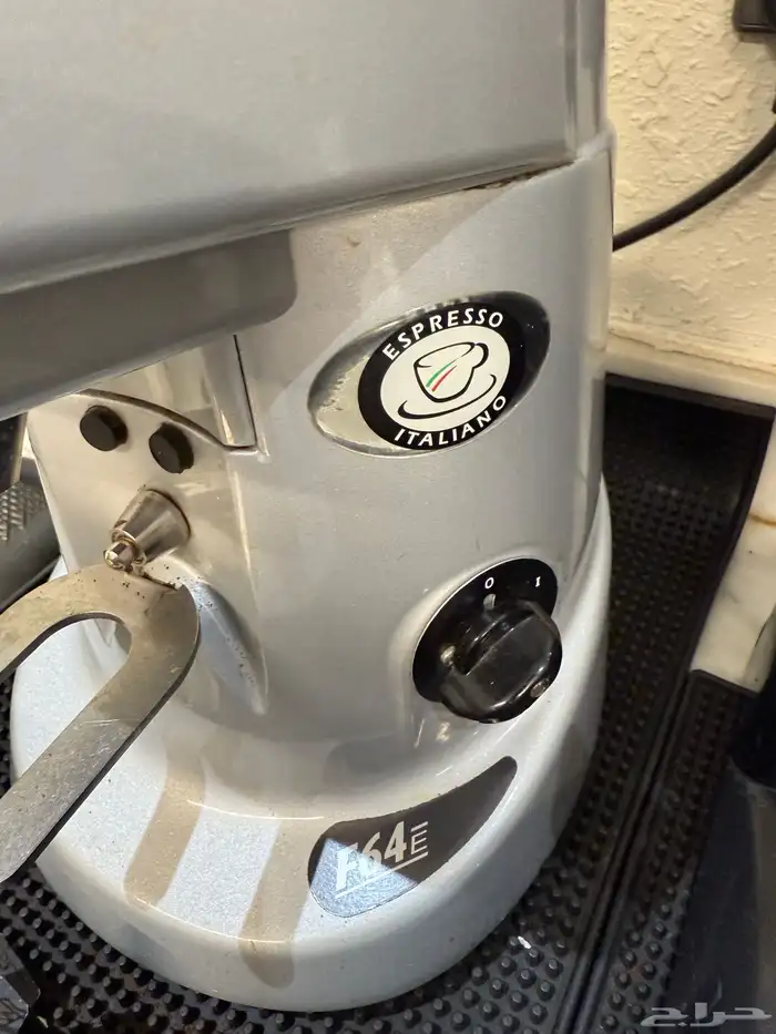 مطحنة قهوة احترافية Mazzer K64E Electronic   صناعة إيطالي 3