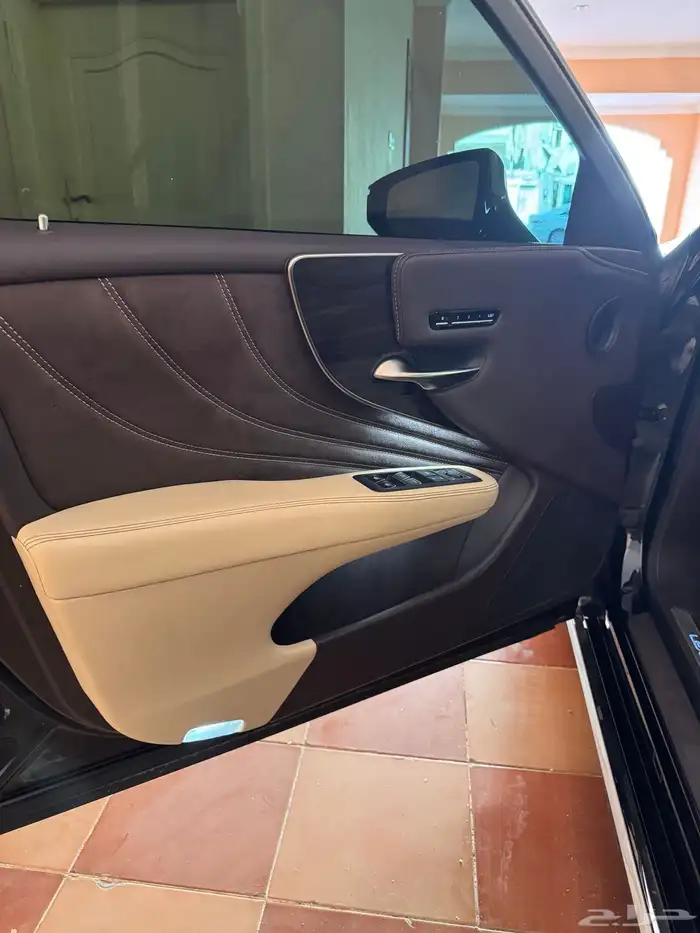 لكزس LS 500 2018 فل 20