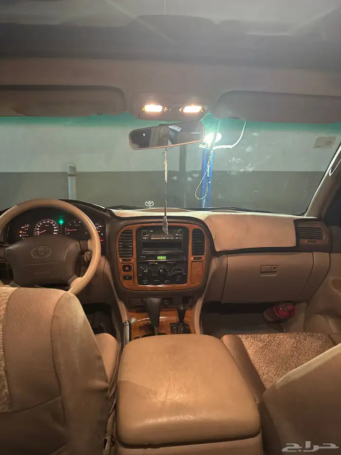 جيب تويوتا صالون موديل 99 9