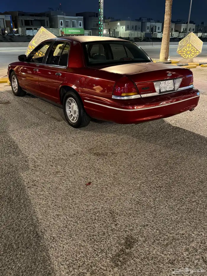 فورد فكتوريا 1998 4