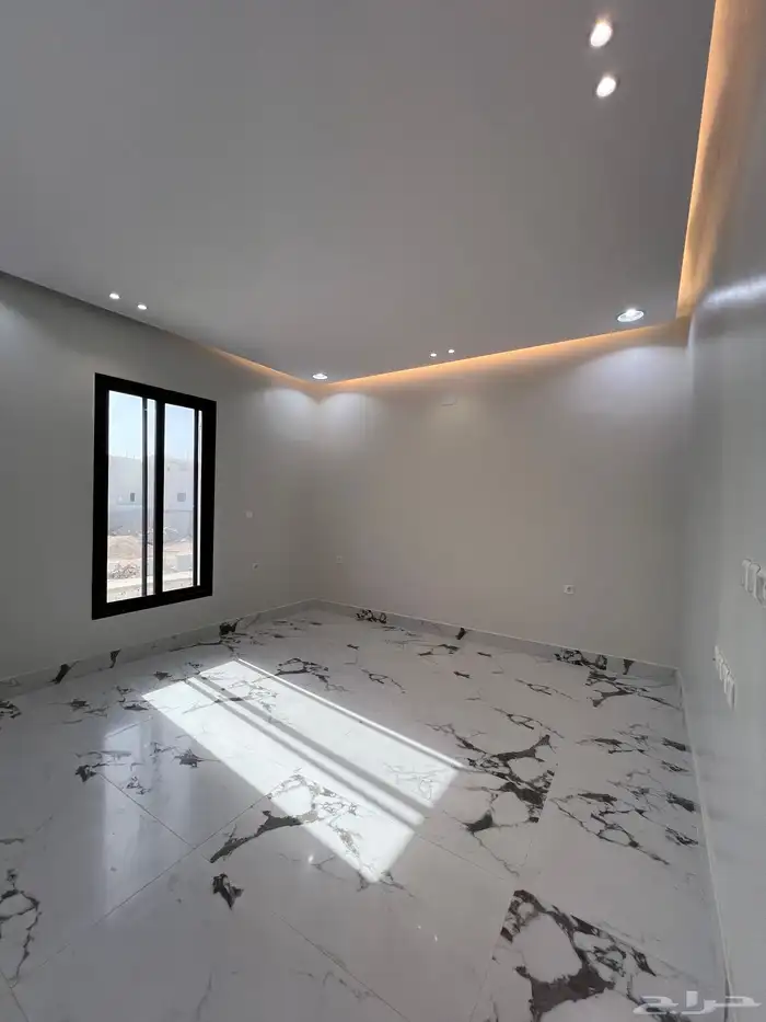 للبيع دور الاول حي المرجان شرق الرياض 3